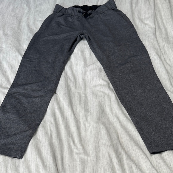 Lululemon On the Fly Pants - Picture 3 of 10